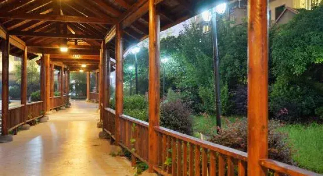 Shanjingcheng Holiday Hotel