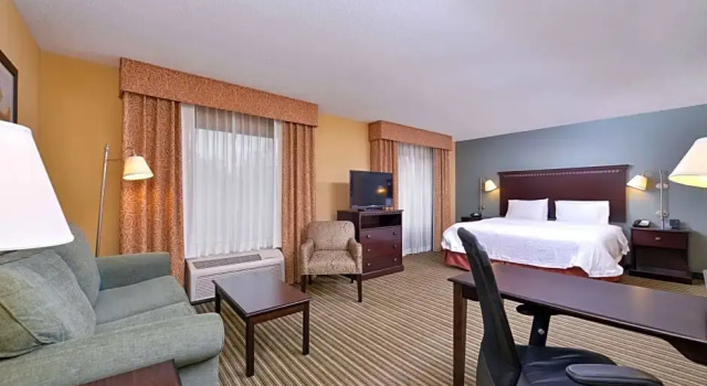 Двухместный люкс Hampton Inn & Suites Fort Belvoir Alexandria South