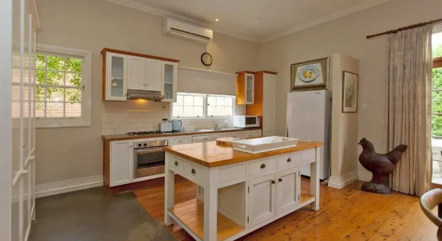 Rose Cottage - Historic Luxury, Забронировать Дом для отпуска Виллы Олбери, рядом с Hume and Hovell Walking Track Trailhead, Вилла