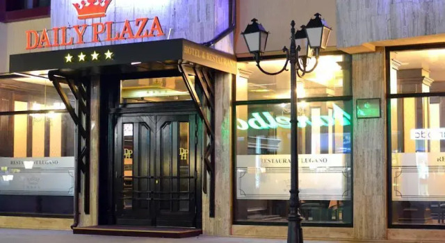 Daily Plaza Hotel, Rezerwuj Hotel Suceava Suczawa