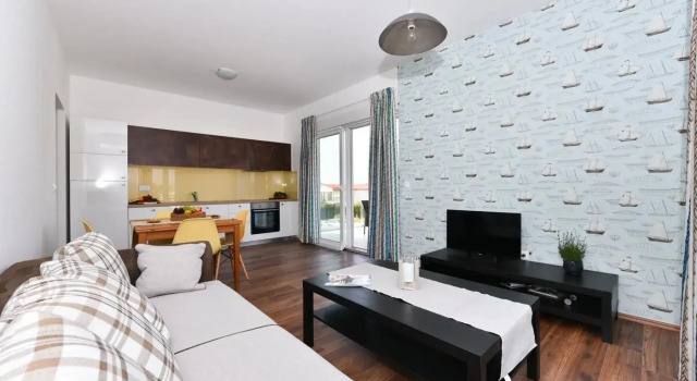 Harbor Villa Apartment East