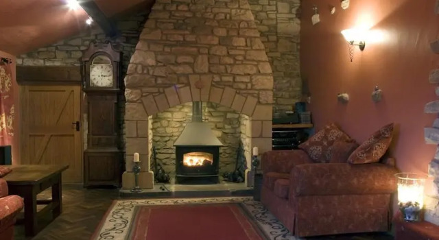 Halsteads Barn B&B, Забронировать Отель «постель и завтрак» Бизнес-отели Англии, 4* 5*