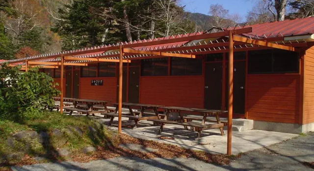 Sugenuma Camp Mura, Buchen Sie Hotel Nikko Tochigi