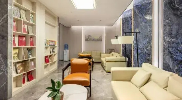 Pinxuan Hotel (Zhaoqing Railway Station), Boek Hotel Hotels in Guangdong met parkeren, Parkeren