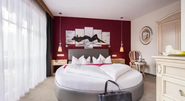 Полулюкс mein romantisches Hotel Toalstock