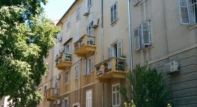 Apartment Blue Tree, Prenota Appartamento Splitska 