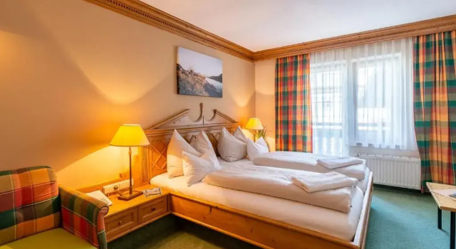 Standardní Dvoulůžkový s manželskou postelí pokoj SCOL Hotel Zillertal