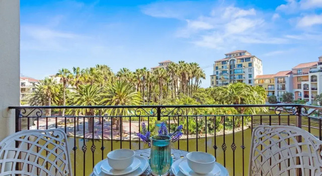 Апартаменты Island Club by Smart City Stays