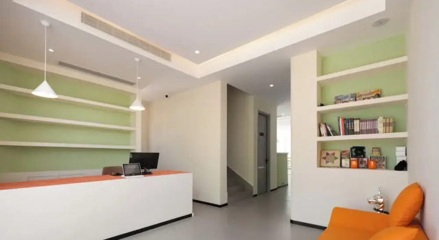 Sanya Shengge International Hostel, Book Hostel Sanya Hainan