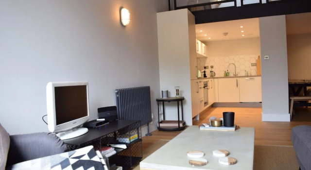 1 Bedroom Mezzanine Apartment In Stoke Newington