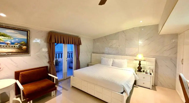 Двухместный люкс Tulip Hotel 3