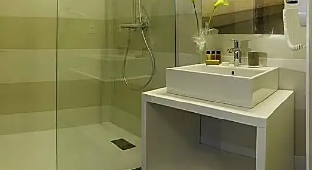 Трёхместный номер Standard The Originals City, Hôtel Ecoparc, Montpellier Est