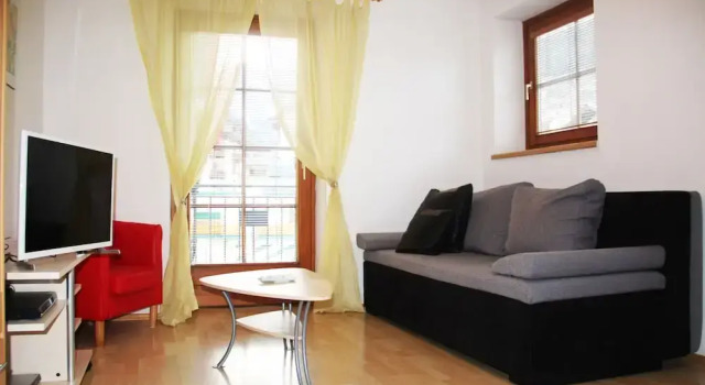 Haus Tipperary by we rent, Rezerwuj Hotel Hotele w Salzburg z parkingiem, Parking
