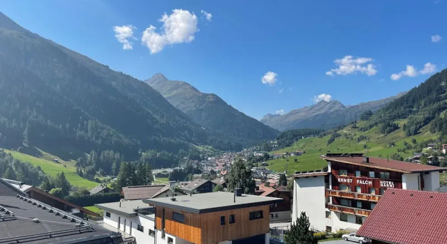 Номер Deluxe Пентхаус с 3 комнатами с балконом Mountain Spa Residences