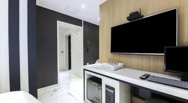 Hotel Yeogieottae 1st In Gumi, Забронировать Отель Отели провинции Кёнсан-Пукто с парковкой, Парковка
