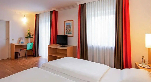 Номер Superior Friends Hotel Saarbrücken