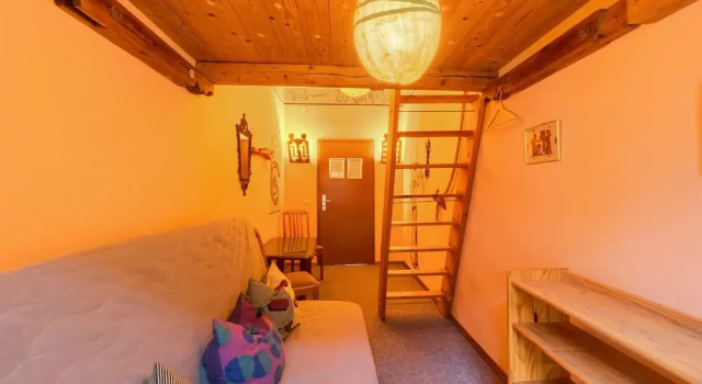 Двухместный номер Economy c 1 комнатой Hostel Lollis Homestay Dresden
