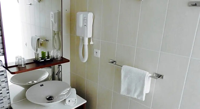 Номер Standard Massilia hôtel