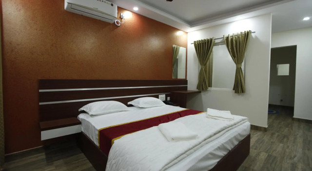 Hotel Palm Suite, Rezervovat Hotel Hotely v Bangalore s parkováním, Parkování
