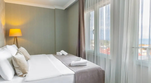 Полулюкс Alya Hotel