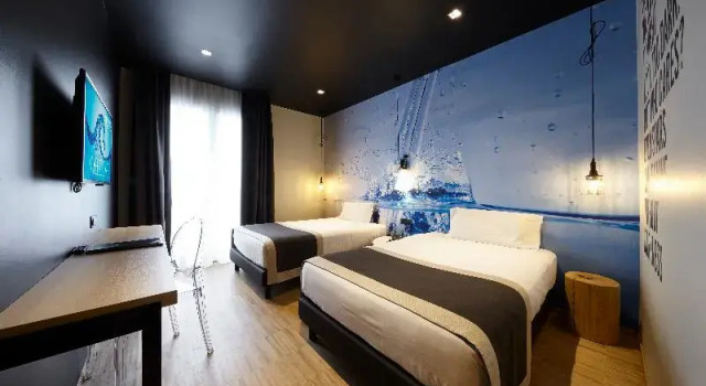 Двухместный номер Superior с балконом Hotel Aqua