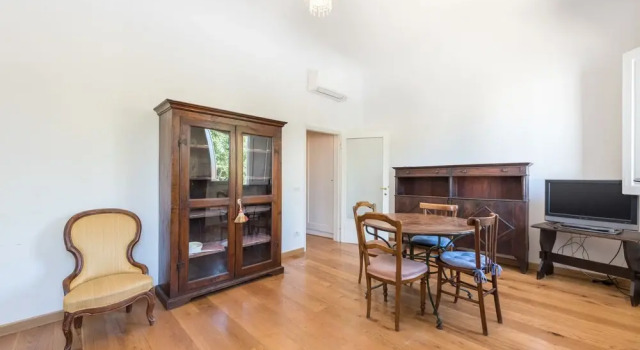 Pitti Cozy Apartment With Terrace