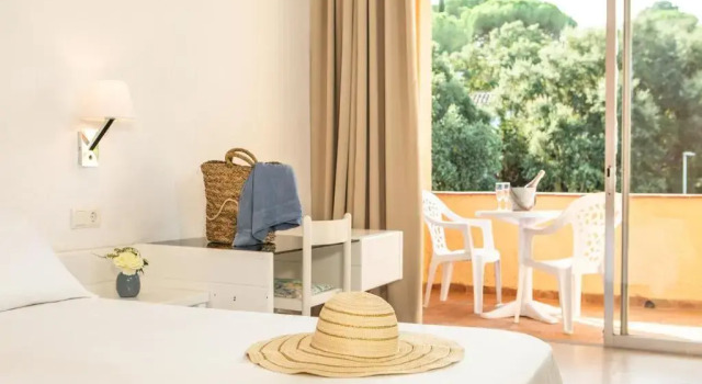 Семейный номер Standard RVHotels Golf Costa Brava