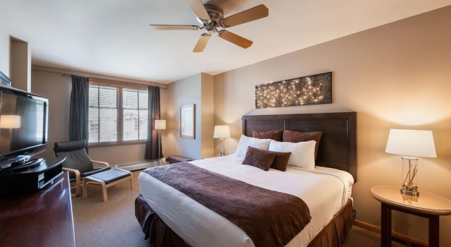 Zephyr Mountain Lodge, Condo , 2 bedroom (Premium-Rated Condo 1506), Забронировать Отель Отели Винтер Парка 3 звезды, рядом с Зимний парк Amaze'n Maze, 3*