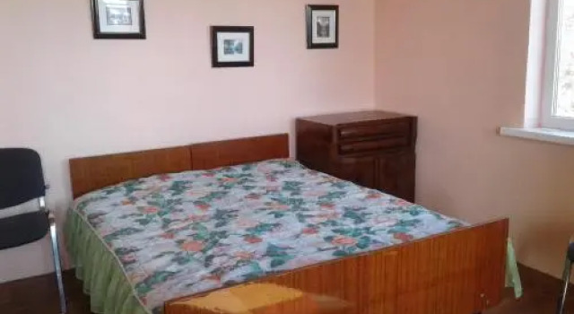 Guest House on Sukhumskoye shosse 33, Забронировать Гостевой дом Отели Гагрский района с парковкой, Парковка
