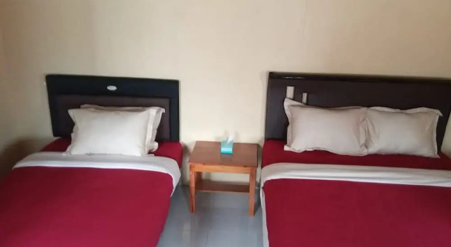 Depipo Homestay, Rezerwuj Hotel Sapikerep Indonezja