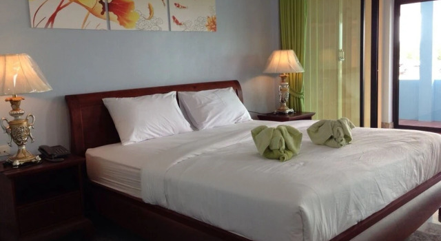 Baan Rua Resort, Забронировать Курортный отель Отели Чантхабури с завтраком, Завтраки
