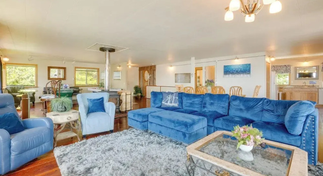 Waterfront Coos Bay Retreat w/ Kayaks!, Boek Vakantiehuis Coos Bay Oregon Coast