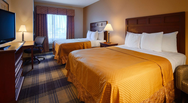 Четырёхместный номер Standard Best Western Lockhart Hotel & Suites