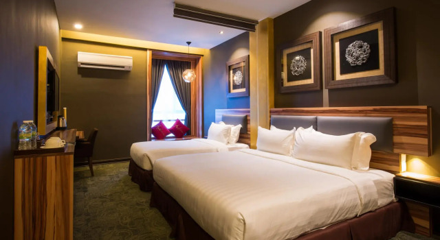 Трёхместный номер Deluxe Asiatic Hotel