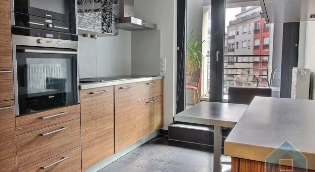 Spacious Modern Flat, 100 m2 in The Heart of City Center, Rezerwuj Apartament Hotele w Luxembourg z parkingiem, w pobliżu Mudam Luxembourg, Parking