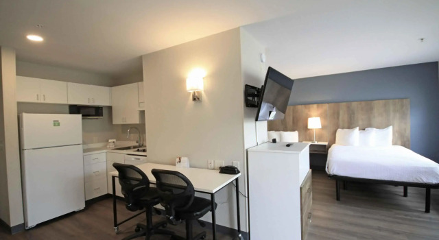 Четырёхместная студия Deluxe Extended Stay America Suites - Albuquerque - Rio Rancho Blvd