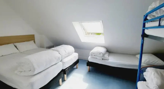 LEtape du Mont, Family Hostel, Забронировать Хостел Понторсон 