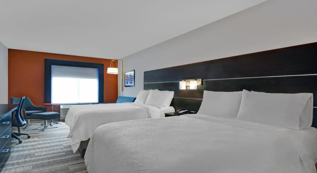 Четырёхместный номер Standard Holiday Inn Express Atmore by IHG