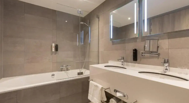 Четырёхместный номер Family Ramada The Hague Scheveningen