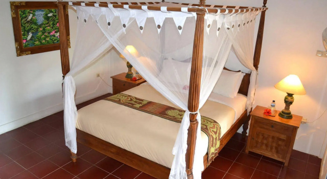 Hotel Bunga Permai, Забронировать Отель Отели провинции Бали с завтраком, Завтраки