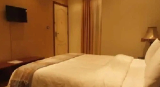 Двухместный номер Standard с балконом Stay Easy Hotel