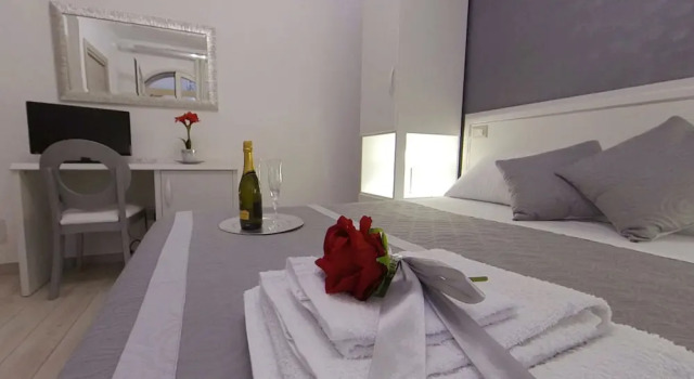 B&B Plaza, Забронировать Отель «постель и завтрак» Лампедуза Италия, рядом с Lampedusa Port