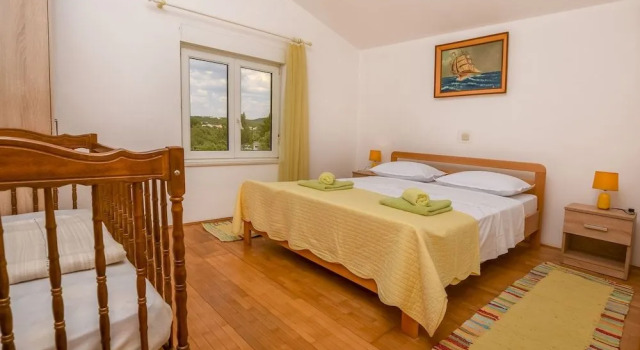 Apartment Karabatic