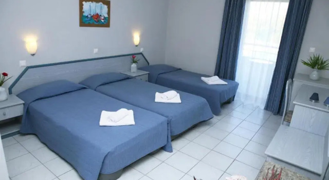Трёхместный номер Standard Kalives Resort