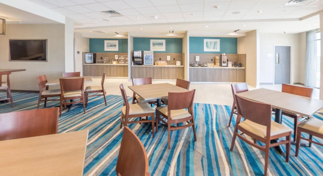 Fairfield Inn & Suites by Marriott Des Moines Altoona, Забронировать Отель Де-Мойн Айова