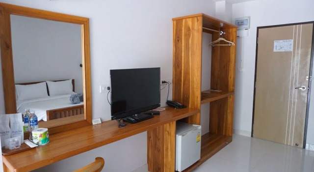 The Boutique Hostel, Забронировать Хостел Хостелы Чумпхон, рядом с Viratsil Hospital, Хостел