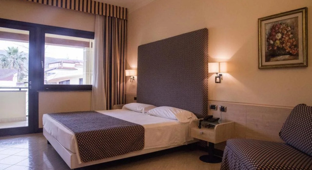 Hotel Resort Lido degli Aranci, Book Resort Bivona Calabria