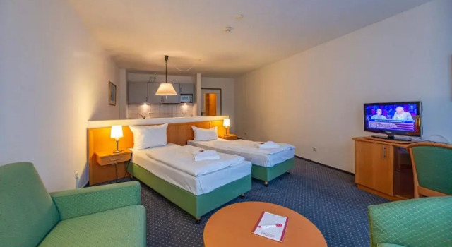 Апартаменты Hotel Rostock West im "Kritzmow Park"