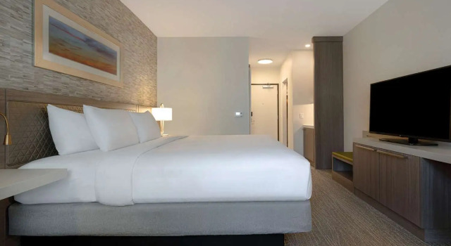 Двухместный номер Standard с видом на бассейн Hilton Garden Inn Temecula