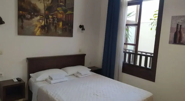 Номер Economy Sea Front Old Town
